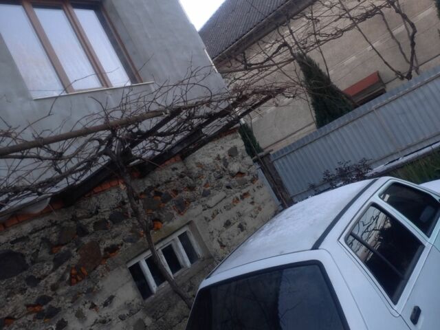 Белый ЗАЗ 1103 Славута, объемом двигателя 1.2 л и пробегом 130 тыс. км за 591 $, фото 1 на Automoto.ua