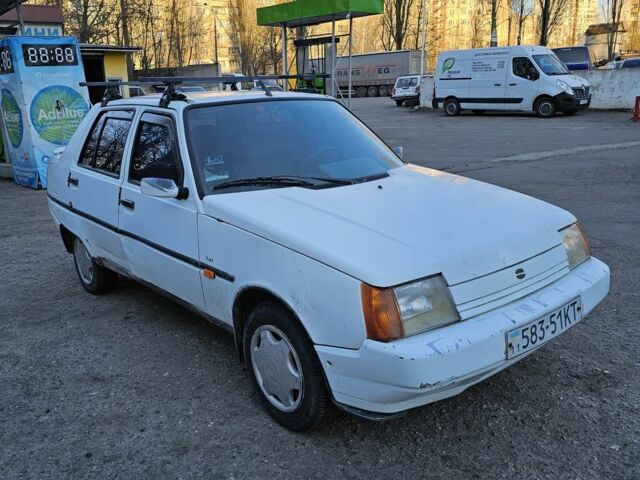 Белый ЗАЗ 1103 Славута, объемом двигателя 1.3 л и пробегом 112 тыс. км за 700 $, фото 1 на Automoto.ua