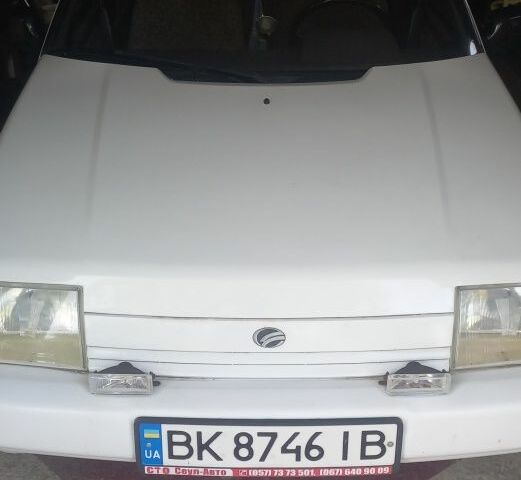 Белый ЗАЗ 1103 Славута, объемом двигателя 1.2 л и пробегом 38 тыс. км за 1082 $, фото 1 на Automoto.ua