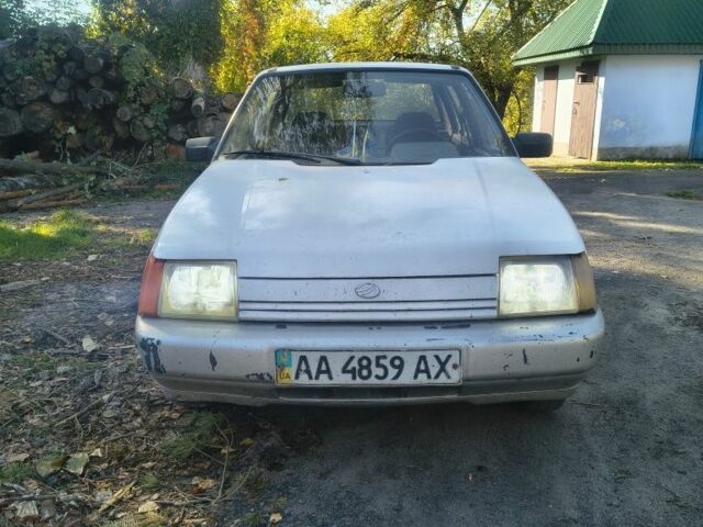 Белый ЗАЗ 1103 Славута, объемом двигателя 0 л и пробегом 200 тыс. км за 452 $, фото 1 на Automoto.ua