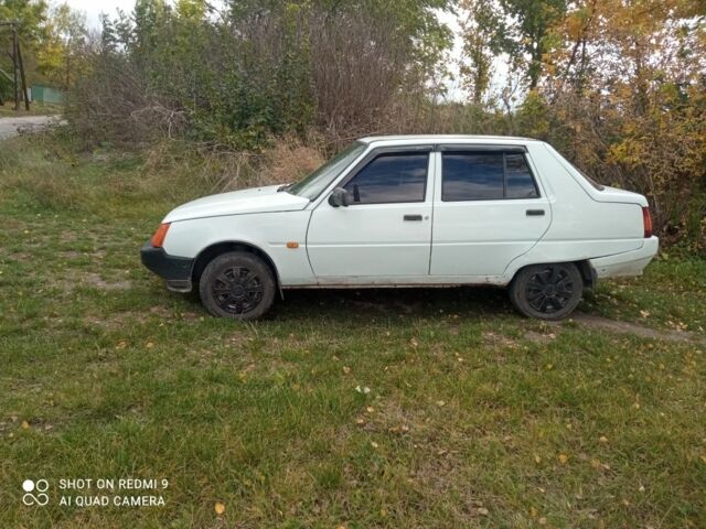 Білий ЗАЗ 1103 Славута, об'ємом двигуна 1.2 л та пробігом 345 тис. км за 520 $, фото 1 на Automoto.ua