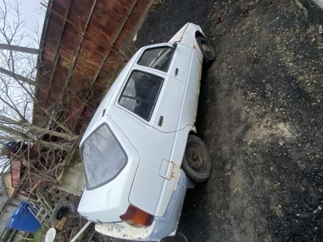 Белый ЗАЗ 1103 Славута, объемом двигателя 1.2 л и пробегом 111 тыс. км за 300 $, фото 1 на Automoto.ua
