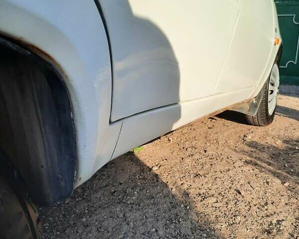 Білий ЗАЗ 1103 Славута, об'ємом двигуна 1.2 л та пробігом 890 тис. км за 1300 $, фото 1 на Automoto.ua