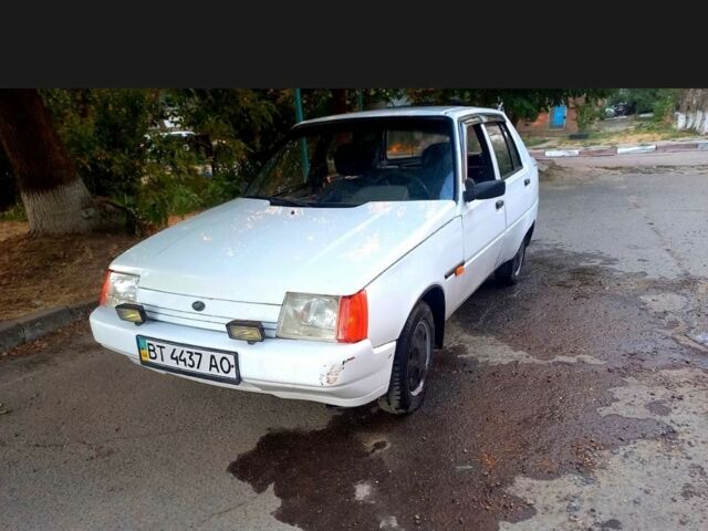Белый ЗАЗ 1103 Славута, объемом двигателя 1.2 л и пробегом 34 тыс. км за 1100 $, фото 1 на Automoto.ua