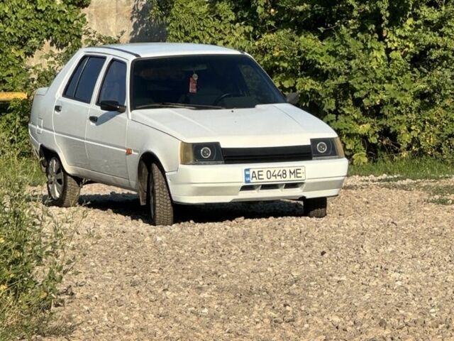 Белый ЗАЗ 1103 Славута, объемом двигателя 1.2 л и пробегом 67 тыс. км за 1497 $, фото 1 на Automoto.ua