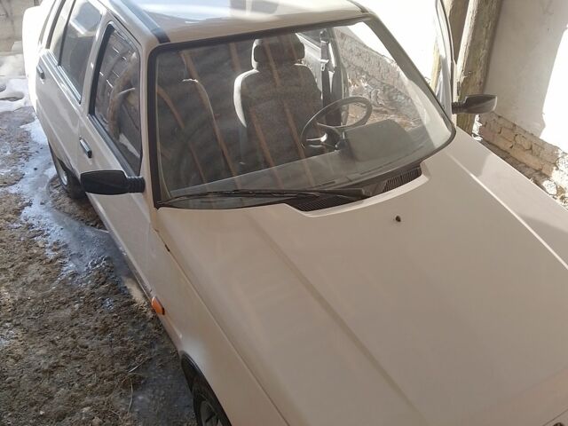 Белый ЗАЗ 1103 Славута, объемом двигателя 1.2 л и пробегом 409 тыс. км за 790 $, фото 1 на Automoto.ua