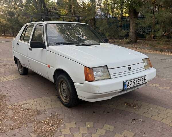 Белый ЗАЗ 1103 Славута, объемом двигателя 1.2 л и пробегом 156 тыс. км за 850 $, фото 1 на Automoto.ua