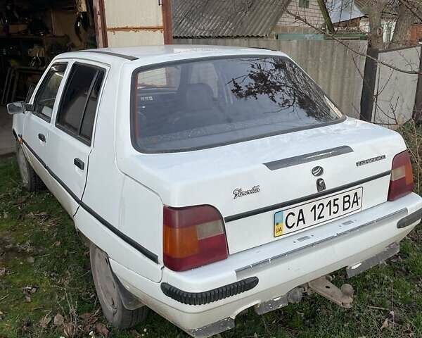 Белый ЗАЗ 1103 Славута, объемом двигателя 1.2 л и пробегом 160 тыс. км за 1200 $, фото 1 на Automoto.ua