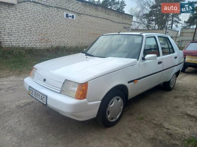 Белый ЗАЗ 1103 Славута, объемом двигателя 1.2 л и пробегом 20 тыс. км за 2350 $, фото 1 на Automoto.ua