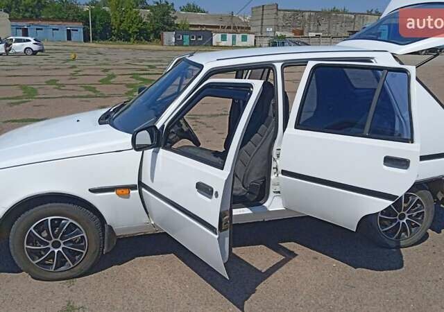 Білий ЗАЗ 1103 Славута, об'ємом двигуна 1.3 л та пробігом 240 тис. км за 1750 $, фото 1 на Automoto.ua