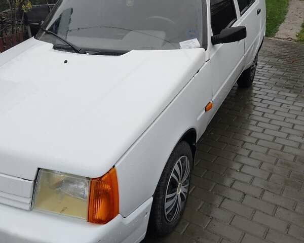 Белый ЗАЗ 1103 Славута, объемом двигателя 1.2 л и пробегом 61 тыс. км за 850 $, фото 1 на Automoto.ua