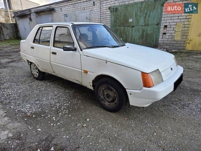 Белый ЗАЗ 1103 Славута, объемом двигателя 1.2 л и пробегом 134 тыс. км за 1350 $, фото 1 на Automoto.ua