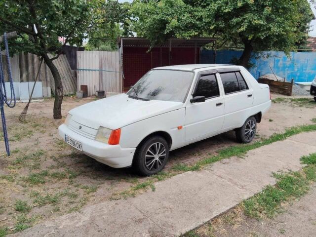 Белый ЗАЗ 1103 Славута, объемом двигателя 1.2 л и пробегом 128 тыс. км за 1300 $, фото 1 на Automoto.ua