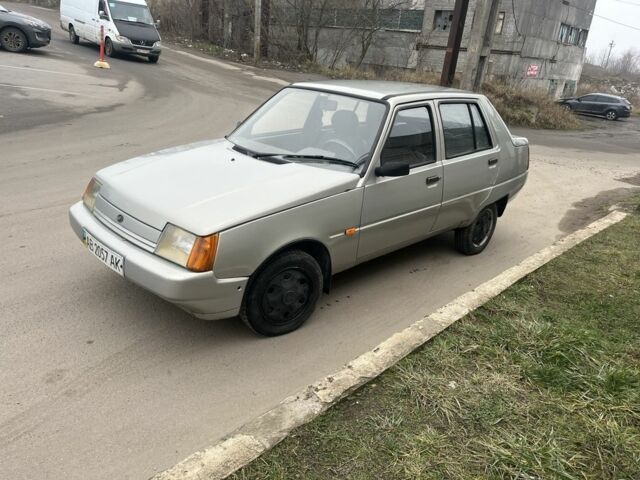 Бежевый ЗАЗ 1103 Славута, объемом двигателя 1.2 л и пробегом 125 тыс. км за 1042 $, фото 1 на Automoto.ua