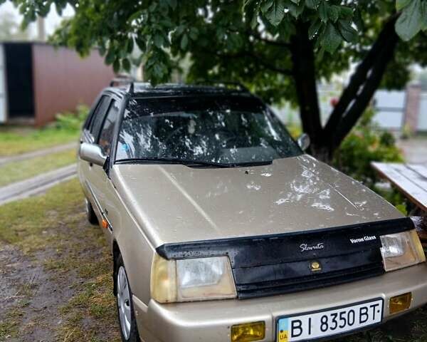 Бежевый ЗАЗ 1103 Славута, объемом двигателя 1.2 л и пробегом 200 тыс. км за 1000 $, фото 1 на Automoto.ua