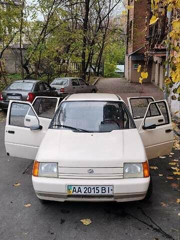 Бежевый ЗАЗ 1103 Славута, объемом двигателя 1.2 л и пробегом 10 тыс. км за 1500 $, фото 1 на Automoto.ua