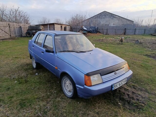 Фиолетовый ЗАЗ 1103 Славута, объемом двигателя 1.2 л и пробегом 83 тыс. км за 650 $, фото 1 на Automoto.ua