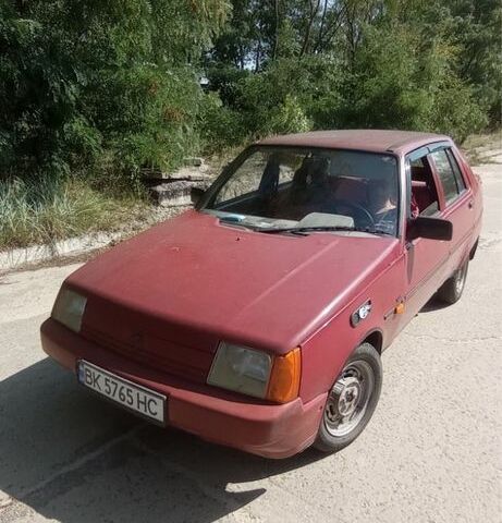 Червоний ЗАЗ 1103 Славута, об'ємом двигуна 1.2 л та пробігом 70 тис. км за 600 $, фото 1 на Automoto.ua