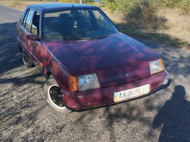 Красный ЗАЗ 1103 Славута, объемом двигателя 1.3 л и пробегом 1 тыс. км за 500 $, фото 1 на Automoto.ua