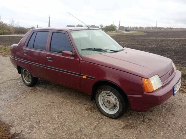 Красный ЗАЗ 1103 Славута, объемом двигателя 0 л и пробегом 62 тыс. км за 1198 $, фото 1 на Automoto.ua