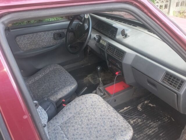 Красный ЗАЗ 1103 Славута, объемом двигателя 0 л и пробегом 150 тыс. км за 1100 $, фото 1 на Automoto.ua