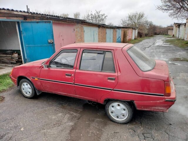 Червоний ЗАЗ 1103 Славута, об'ємом двигуна 0 л та пробігом 130 тис. км за 850 $, фото 1 на Automoto.ua