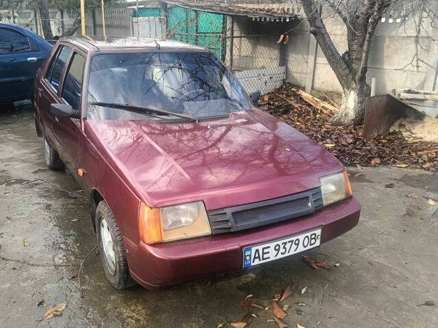 Красный ЗАЗ 1103 Славута, объемом двигателя 1.1 л и пробегом 176 тыс. км за 1100 $, фото 1 на Automoto.ua