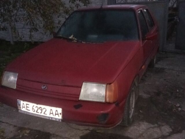 Красный ЗАЗ 1103 Славута, объемом двигателя 0 л и пробегом 774 тыс. км за 700 $, фото 1 на Automoto.ua