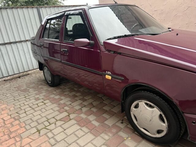 Красный ЗАЗ 1103 Славута, объемом двигателя 1.2 л и пробегом 82 тыс. км за 700 $, фото 1 на Automoto.ua