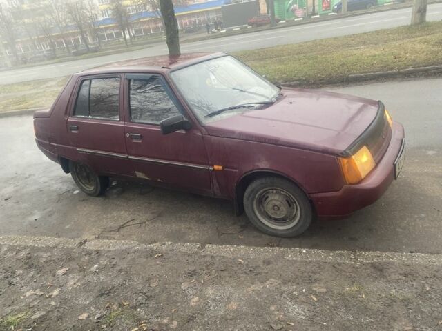 Красный ЗАЗ 1103 Славута, объемом двигателя 1.2 л и пробегом 50 тыс. км за 403 $, фото 1 на Automoto.ua