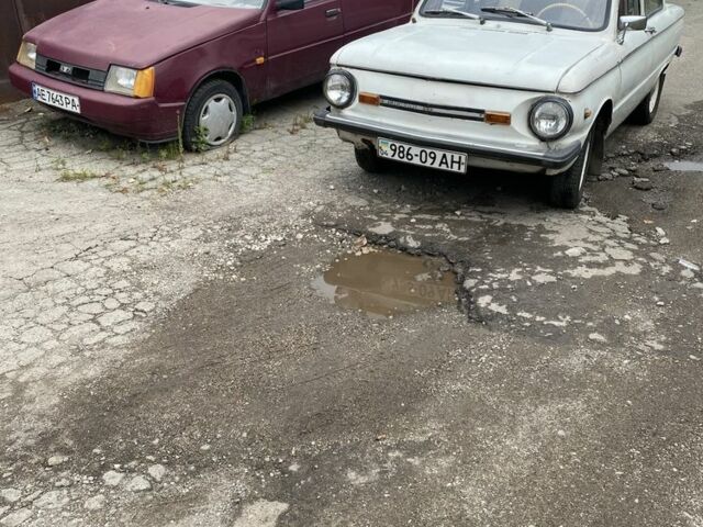 Красный ЗАЗ 1103 Славута, объемом двигателя 1.2 л и пробегом 10 тыс. км за 800 $, фото 1 на Automoto.ua