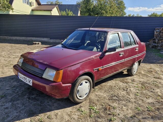 Червоний ЗАЗ 1103 Славута, об'ємом двигуна 1.2 л та пробігом 54 тис. км за 850 $, фото 1 на Automoto.ua