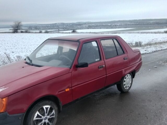Червоний ЗАЗ 1103 Славута, об'ємом двигуна 1.2 л та пробігом 74 тис. км за 1100 $, фото 1 на Automoto.ua