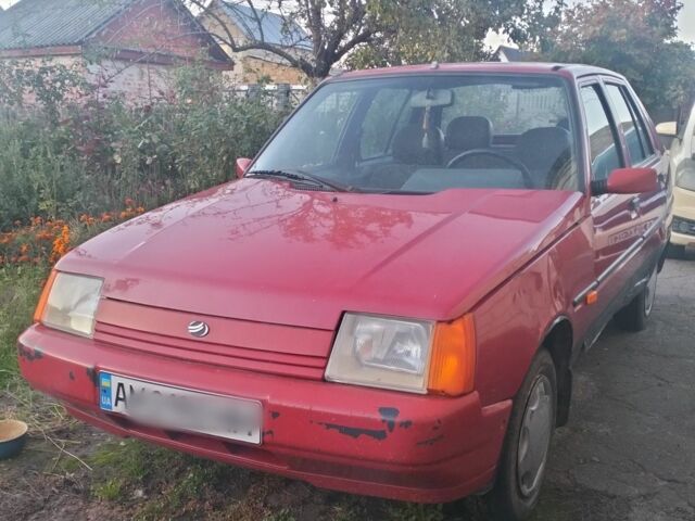 Красный ЗАЗ 1103 Славута, объемом двигателя 0 л и пробегом 160 тыс. км за 700 $, фото 1 на Automoto.ua