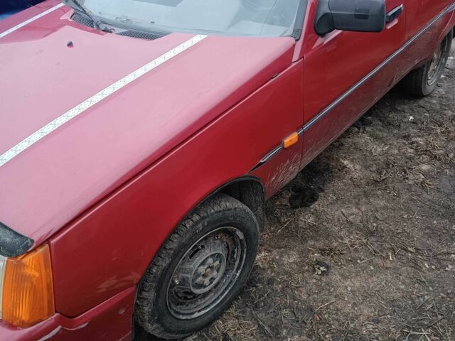 Красный ЗАЗ 1103 Славута, объемом двигателя 1.2 л и пробегом 115 тыс. км за 597 $, фото 1 на Automoto.ua