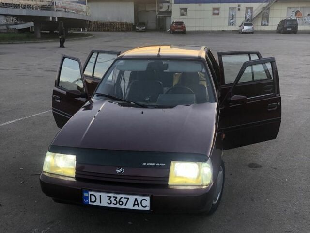 Червоний ЗАЗ 1103 Славута, об'ємом двигуна 1.2 л та пробігом 80 тис. км за 1799 $, фото 1 на Automoto.ua