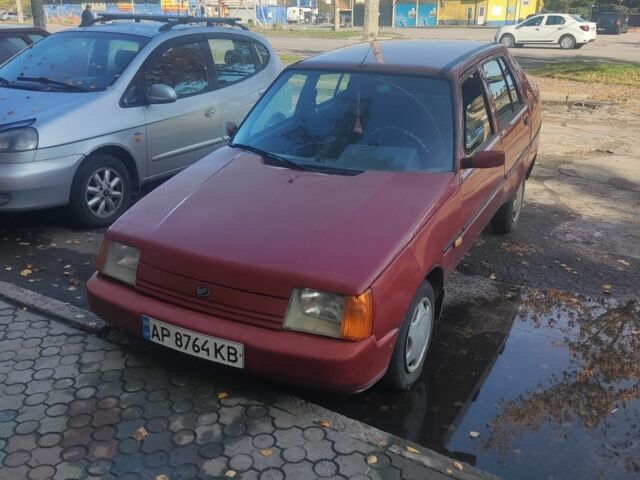 Красный ЗАЗ 1103 Славута, объемом двигателя 1.2 л и пробегом 2 тыс. км за 750 $, фото 1 на Automoto.ua