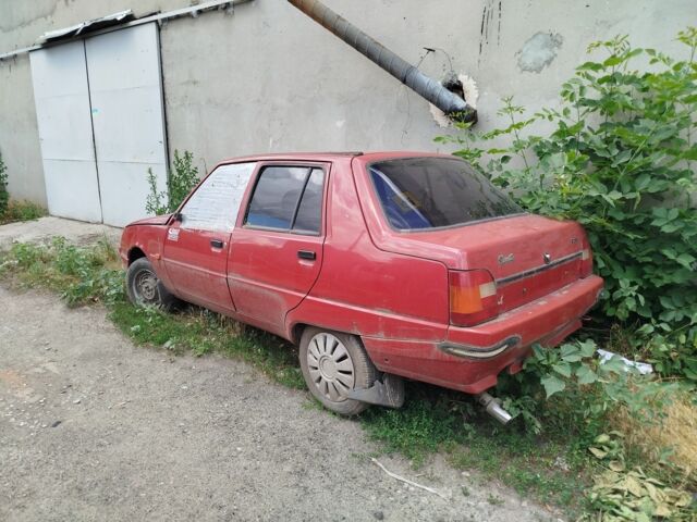 Червоний ЗАЗ 1103 Славута, об'ємом двигуна 1 л та пробігом 25 тис. км за 191 $, фото 1 на Automoto.ua