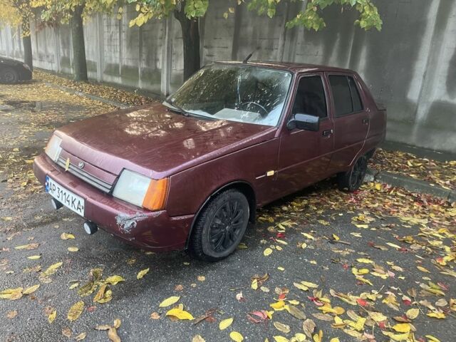 Красный ЗАЗ 1103 Славута, объемом двигателя 1.2 л и пробегом 2 тыс. км за 700 $, фото 1 на Automoto.ua