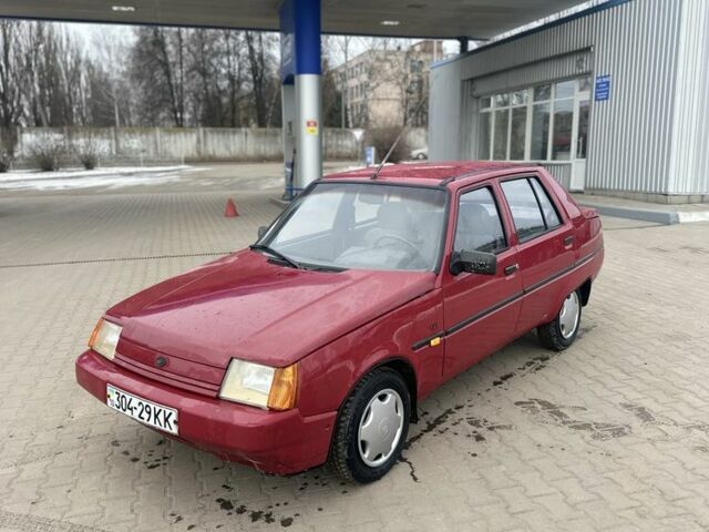 Червоний ЗАЗ 1103 Славута, об'ємом двигуна 1.2 л та пробігом 96 тис. км за 1250 $, фото 1 на Automoto.ua