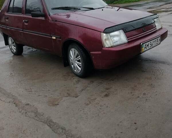 Красный ЗАЗ 1103 Славута, объемом двигателя 1.2 л и пробегом 176 тыс. км за 800 $, фото 1 на Automoto.ua