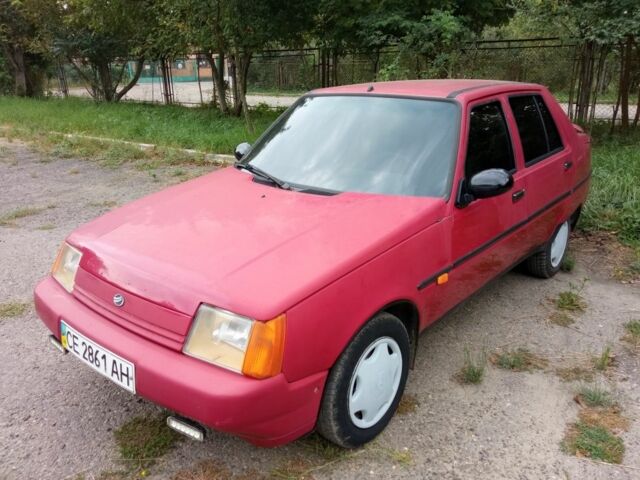 Красный ЗАЗ 1103 Славута, объемом двигателя 1.2 л и пробегом 119 тыс. км за 900 $, фото 1 на Automoto.ua