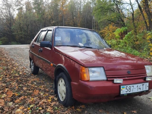 Красный ЗАЗ 1103 Славута, объемом двигателя 0 л и пробегом 73 тыс. км за 750 $, фото 1 на Automoto.ua