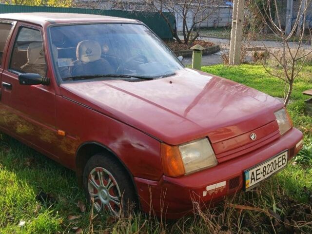 Красный ЗАЗ 1103 Славута, объемом двигателя 1.2 л и пробегом 170 тыс. км за 950 $, фото 1 на Automoto.ua