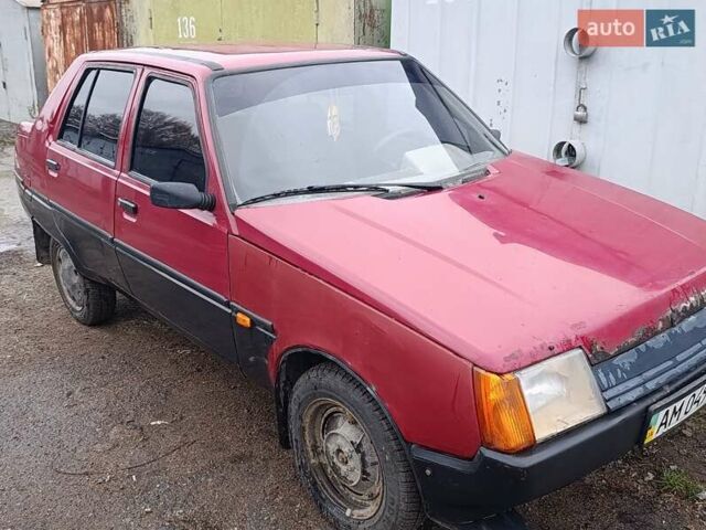 Красный ЗАЗ 1103 Славута, объемом двигателя 1.2 л и пробегом 118 тыс. км за 900 $, фото 1 на Automoto.ua