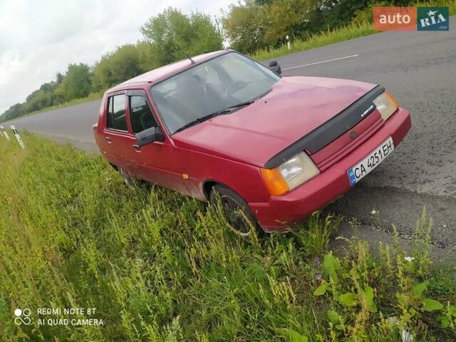 Красный ЗАЗ 1103 Славута, объемом двигателя 1.2 л и пробегом 111 тыс. км за 850 $, фото 1 на Automoto.ua