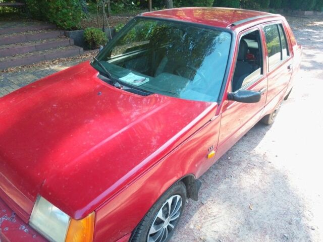 Красный ЗАЗ 1103 Славута, объемом двигателя 1.2 л и пробегом 72 тыс. км за 713 $, фото 1 на Automoto.ua