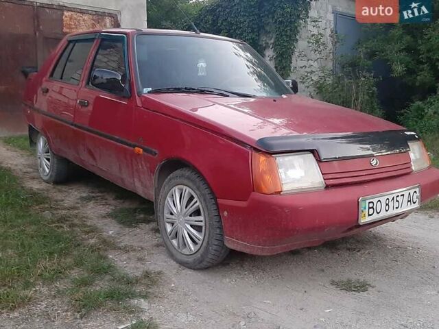 Красный ЗАЗ 1103 Славута, объемом двигателя 1.3 л и пробегом 56 тыс. км за 999 $, фото 1 на Automoto.ua