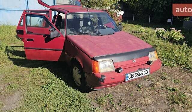Красный ЗАЗ 1103 Славута, объемом двигателя 1.3 л и пробегом 209 тыс. км за 1100 $, фото 1 на Automoto.ua