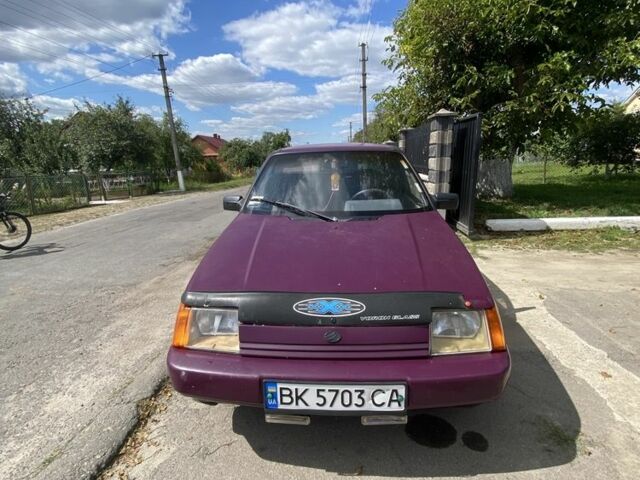 Червоний ЗАЗ 1103 Славута, об'ємом двигуна 1.3 л та пробігом 260 тис. км за 1000 $, фото 1 на Automoto.ua